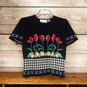 VTG Bechamel S Black Garden Floral Pullover Cottagecore Short Sleeved Sweater